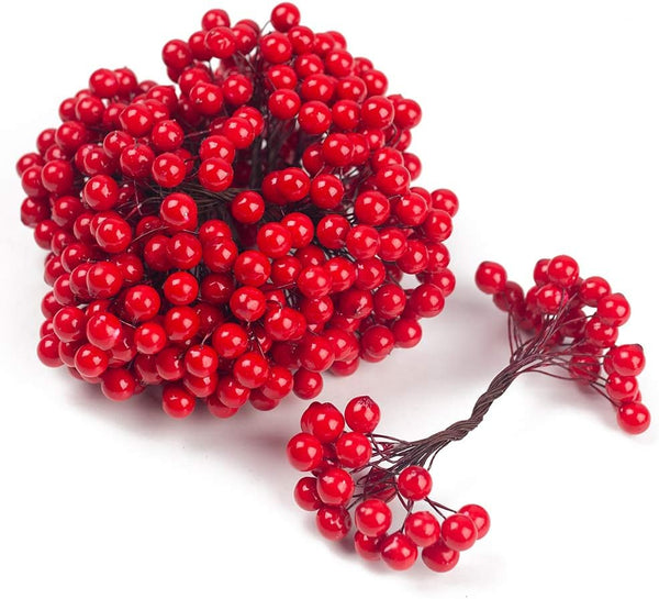 SallyFashion Artificial Red Berries on Wire Stems - 200 Stems with 400