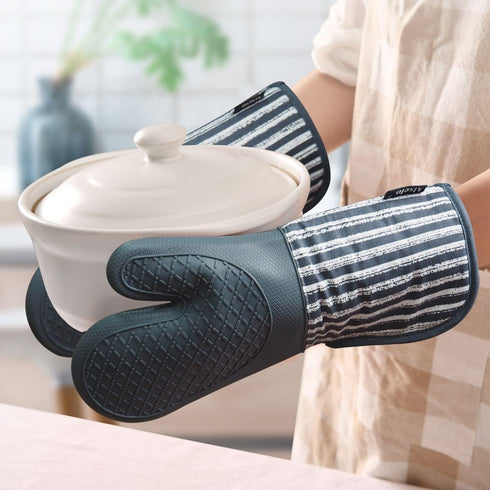 Silicone Oven Mitts Heat Resistant 932?, Set of 2 Extra Long Kitchen Mittens for Baking and Cooking