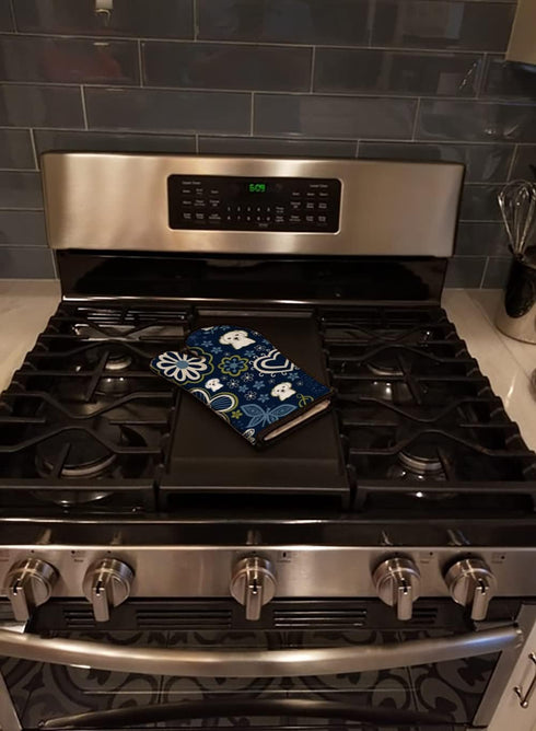 Caroline's Treasures BB5059OVMT Blue Flowers Maltese Oven Mitt - Heat Resistant Thick Kitchen Mitt