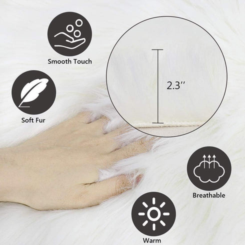 12 Small Faux Fur Sheepskin Cushion, Soft Plush Area Rug for White Photo Background, Jewelry, Nail Art, Decor (Square)