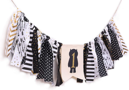 WAHAWU 1st 1st) Wild One Banner for Birthday - Black and Gold , Baby Boy's Shower Decorations , Photo Decoration Props
