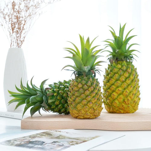 QIRMIZI 2 Pack Artificial Pineapple -Simulated Fruit Decoration, Lifelike Fake Fruit Model, Perfect for Home Decor