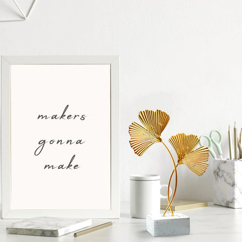 inheming Metal Ginkgo Leaf Ornaments, Gold Ginkgo Leaf Desktop Decoration Sculpture, Modern Creative Home Dcor Accents