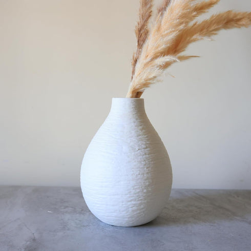 Snow Inspired Flower Vase, Ceramic Vases, White Vases, Minimalist Design for Elegant Home Decor for Coffee Table