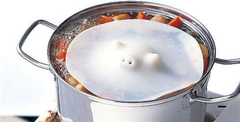 K900 Pig Drop Lid, Large, 8.5 inches, Silicone/White, Microwave/Dishwasher Safe