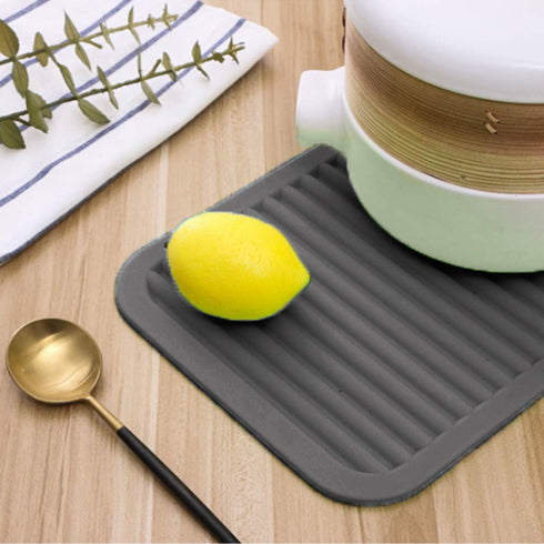 Large Silicone Trivet Mats, 2 Pack Heat Resistant Pot Holder, 9x12 Non-Slip Coaster for Kitchen Table