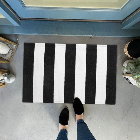 Seavish Black and White Striped Rug, 23.6" x 35.4" Christmas Welcome Mats for Front Door Porch Layered Door Mats Handmade Woven Small Farmhouse Machine Washable Rug Indoor Outdoor Doormats by Seavish