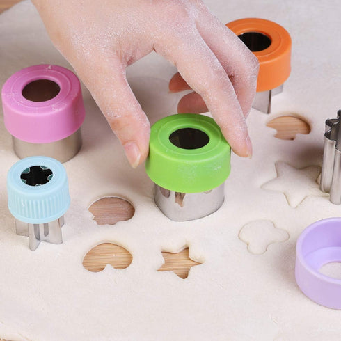 Vegetable Cutters Shapes Set, 20pcs Stainless Steel Mini Cookie Cutters + 20pcs Cute Cartoon Animals Food Picks