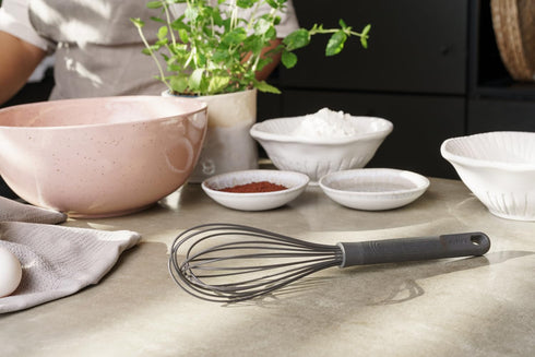 Zyliss Silicone Balloon Whisk - Sustainable Wheatstraw/Silicone, Nonstick Heat-Resistant Cooking Tool for Mixing