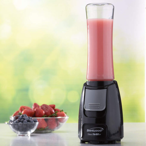 Brentwood Blend to Go Personal Blender with Travel Cup, 20 oz, Black by Brentwood