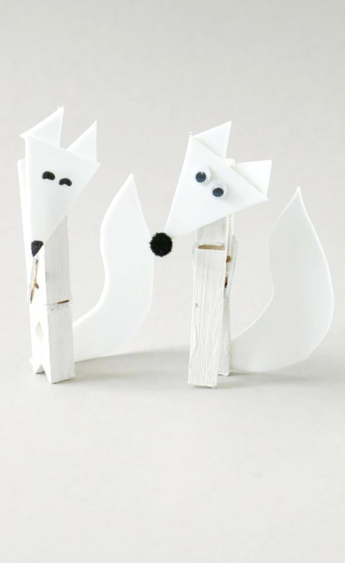 DECORA Pack of 100 Sturdy White Wooden Mini Clothespin Photo Clips - 3.5cm