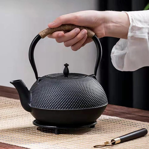suyika Cast Iron Mat with Rubber Pegs for Japanese Tea Kettle Black Trivet 5.3in