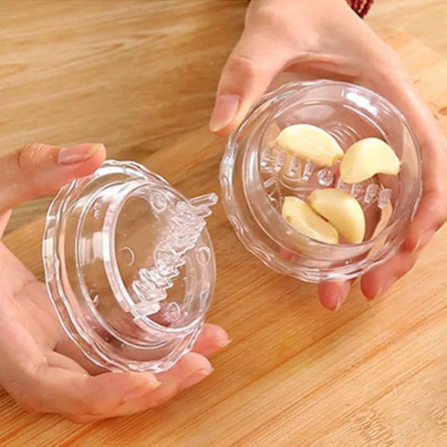Turutu Transparent Manual Garlic Twist, Multi-Functional Mincer & Grinder for Garlic, Onion, Ginger, Herbs, Nuts