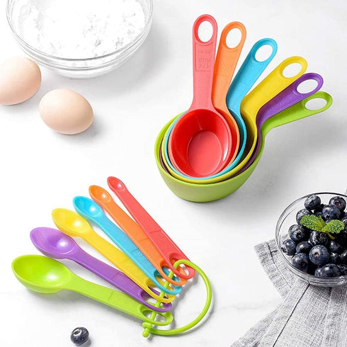 12-Piece Plastic Measuring Cup and Spoon Set, Random Colors for Kitchen Cooking and Bathing