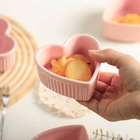 Sizikato Heart-Shaped Porcelain Souffle Dishes, Ramekins - 3.5 Inches for Souffle, Creme Brulee and Dipping Sauces - Set of 4 by Sizikato