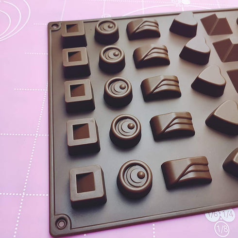 Happy Mothers Day Chocolate Mold Silicone Cake Pan, Non-toxic Set of 2 for Baking, DIY Candy Gifts