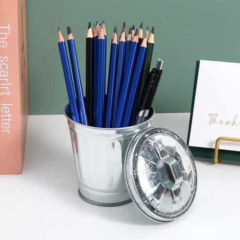 Mini Desktop Trash Can with Lid, Tiny Metal Garbage Can for Home Office Countertop