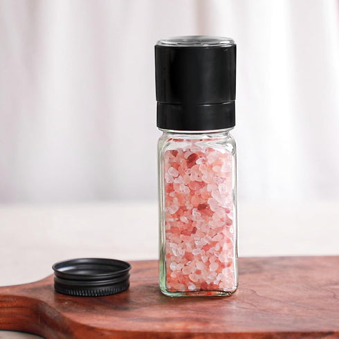 ComSaf 15Pcs 4oz Glass Spice Jars with Metal Lids, 93 Labels, Funnel, Grinder, Shaker Cap for Kitchen