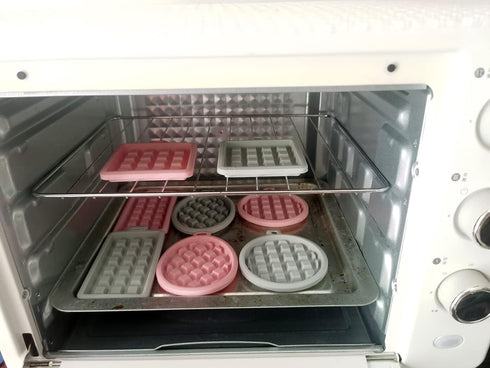 2-Pack Silicone Waffle Mold, Muffin Pans, Waffle Maker Baking Tray, Blue & Pink (Square: 3.3x3.3x0.4 inch)