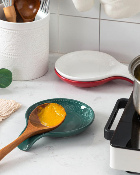 FE FUN ELEME Ceramic Spoon Rest for Kitchen Countertop, Large Lace Embossed Spoon Holder, 5.5inch Utensil Tray (Greener)