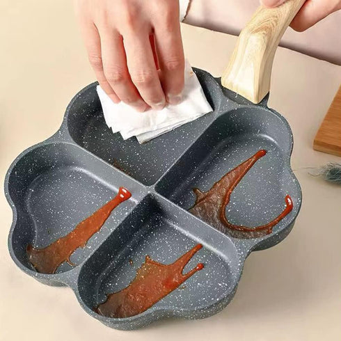 Hemoton Heart Shape Egg Frying Pan, Aluminum Non Stick Skillet with Wooden Handle for Omelets, Pancakes, and Breakfast