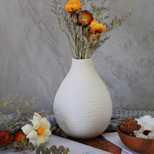 Snow Inspired Flower Vase, Ceramic Vases, White Vases, Minimalist Design for Elegant Home Decor for Coffee Table