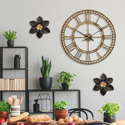 Metal Flower Wall Art Decor, 10“ Rustic Modern Floral Sculpture, Distressed Iron Wall Hanging for Indoor Outdoor