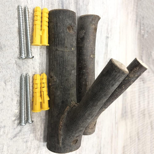 4Pcs 2cm-3cm Real Wood Tree Branch Wall Hook, Farmhouse Rustic Decorative Wooden with Bark Trunk Thickness with Screw