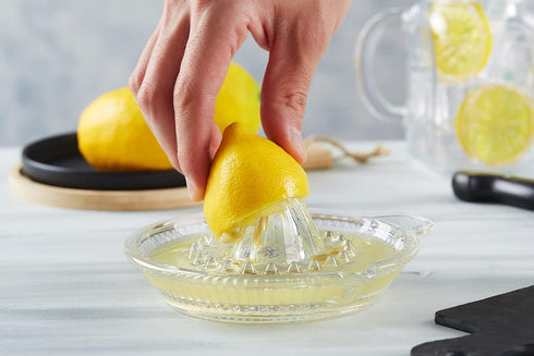 Glass Lemon Juicer, Manual Squeezer for Small Citrus with Handle and Pour Spout, 2.02oz