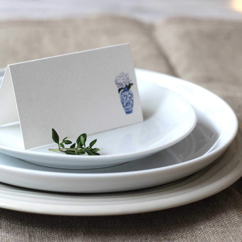 Nancy Nikko Place Cards, Blue and White Ginger Jar with White Flowers, Table Tent Style, 50 Pack