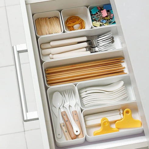 RAUVOLFIA 6 Pack Plastic Drawer Organizer Set, White Bathroom Vanity Trays for Makeup, Jewelry, Office, and Kitchen