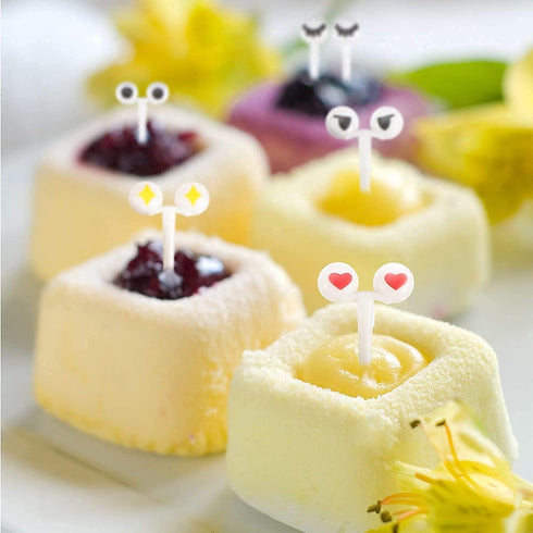 Yangcan0507 50 Pcs Food Fruit Fork Picks for Kids, Cute Animals Bento Box Decor Forks for Cake Dessert Party