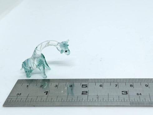 Giraffe Glass Handmade Figurine – Tiny Blown Glass Animal – Miniature Collectible Sculpture – Unique Wildlife Décor Gift