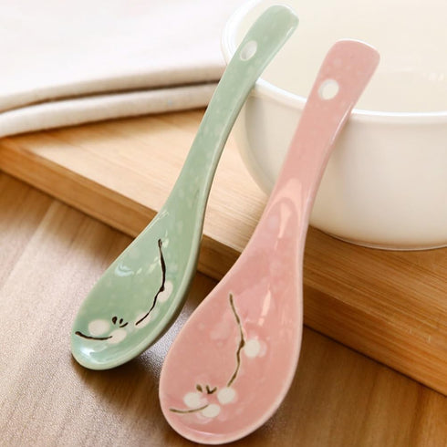 Healvian 6pcs Chinese/Japanese Ceramic Soup Spoons, Pink Snow Pattern Porcelain Ramen Spoons for Soup, Dumpling
