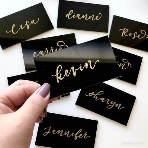 UNIQOOO Black Acrylic Rectangle Place Cards - 20 Count for Weddings, Dinner Parties, and Events