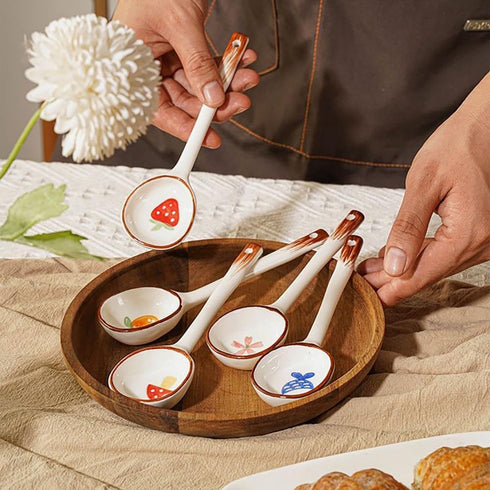 Set of 6 Ceramic Soup Spoons, Asian Spoons for Ramen, Pho, Wonton Dumplings
