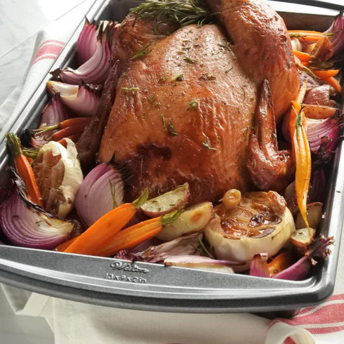 Wilton Advance Select Premium Nonstick Oblong Baking Pan, 9 x 13-Inch Steel, Silver