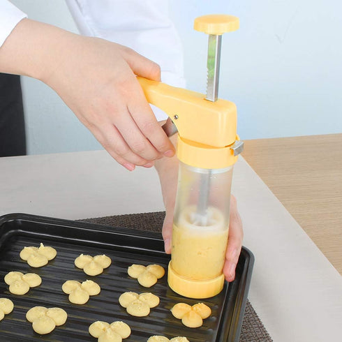 Ourokhome Cookie Press Icing Gun - Biscuit Maker Machine with 16 Discs and 6 Cake Decoration Tips (Yellow)