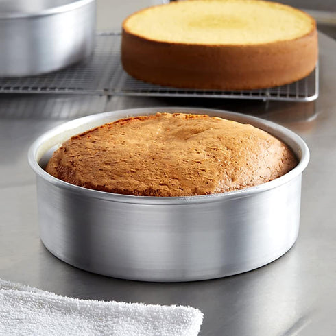 Round Aluminum Cake Pan, 9" x 2", Silver