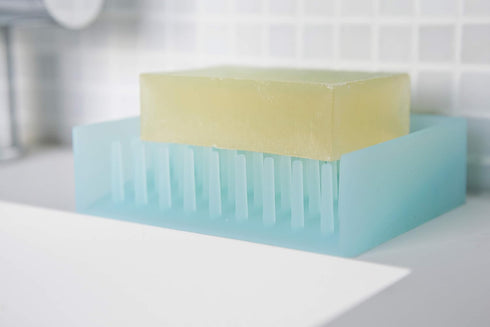 Yamazaki Home 2994 Float Self Draining Soap Tray, Blue.