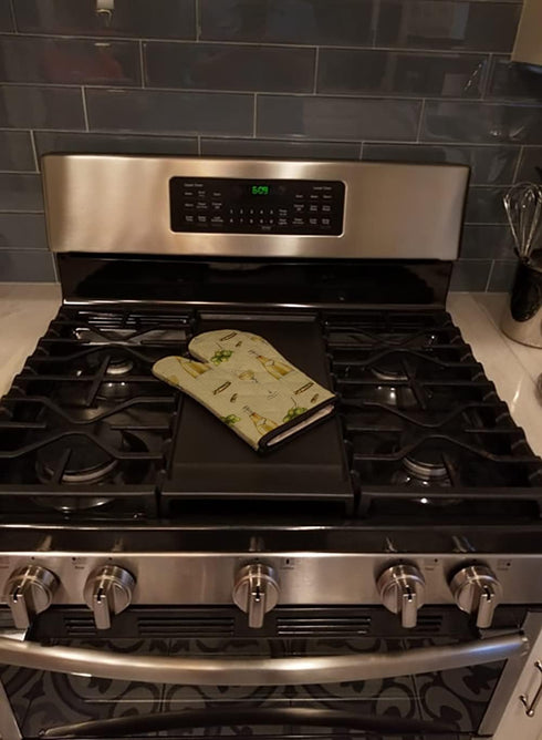 Caroline's Treasures White Wine on Linen Oven Mitt, Heat Resistant Thick Kitchen Mitt for Hot Pans