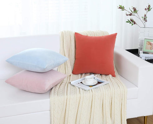 Jeneoo Set of 2 Soft Velvet Throw Pillow Covers, Decorative Cushion Cases for Sofa Couch (18 x 18 Inches, Sage Green)