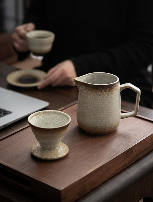 Pour Over Coffee Maker, Ceramic with 100 pcs V60 Paper Filter, 20oz/600ml Dripper in Retro Gold