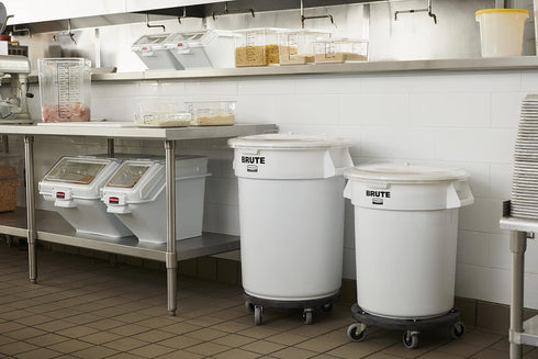 Rubbermaid Commercial Products Space Saving Square Food Storage Container, 6 Quart, Clear