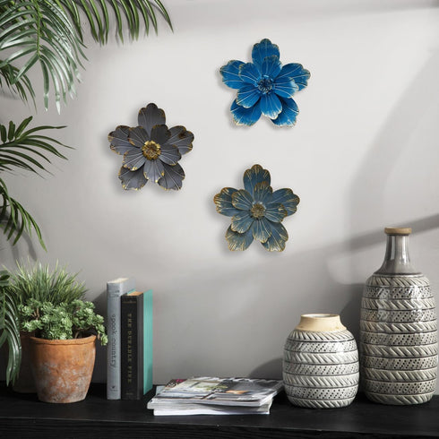 Metal Flower Wall Sculpture, 9.5" Rustic Modern Floral Artwork, Distressed 3D Layered Vintage Iron Flower Hanging Accent