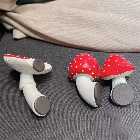 3 PCS Mushroom Refrigerator Magnets, Cute Fairy Tale Red Mushroom Stickers for Home Office Creative Decor