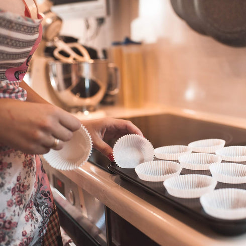 Baking Cups Cupcake Liners - Standard Sized, 300 Count (White)