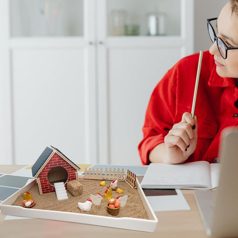 Threeheng Chicken Zen Garden Kit - Sand Tray Therapy Kit with Miniature Chicken Coop, Hen Figurines, and Accessories