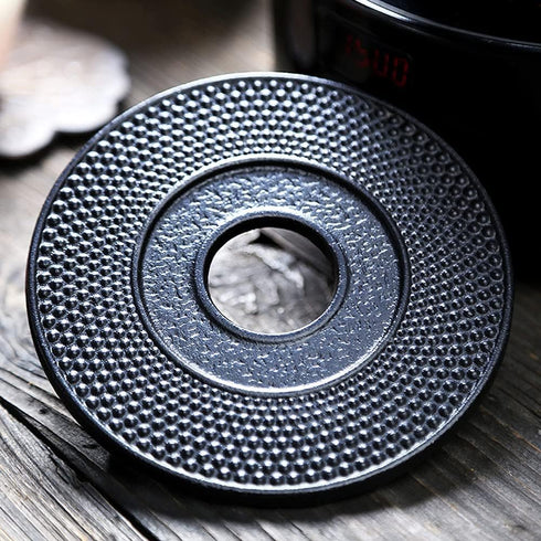 suyika Cast Iron Mat with Rubber Pegs for Japanese Tea Kettle Black Trivet 5.3in