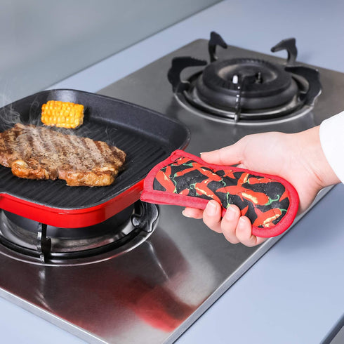 Cast Iron Skillet Handle Covers, Heat Resistant Pot Holders, Machine Washable Handle Mitts, 2 PCS (Red Pepper)